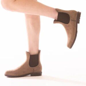 NEW WET KNOT Sloane Chelsea Booties tan for women 362tn